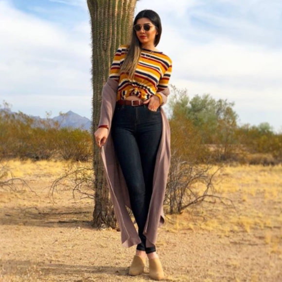 Urban Outfitters Knot Top - Picture 2 of 6